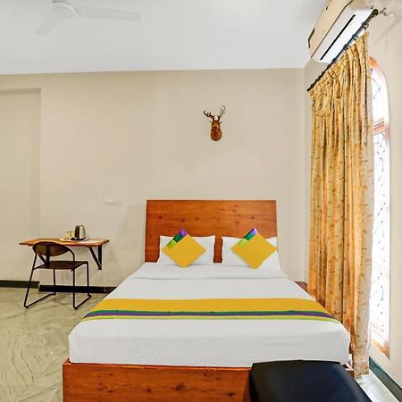 Itsy Hotels Anurag Inn Mysore Exterior foto